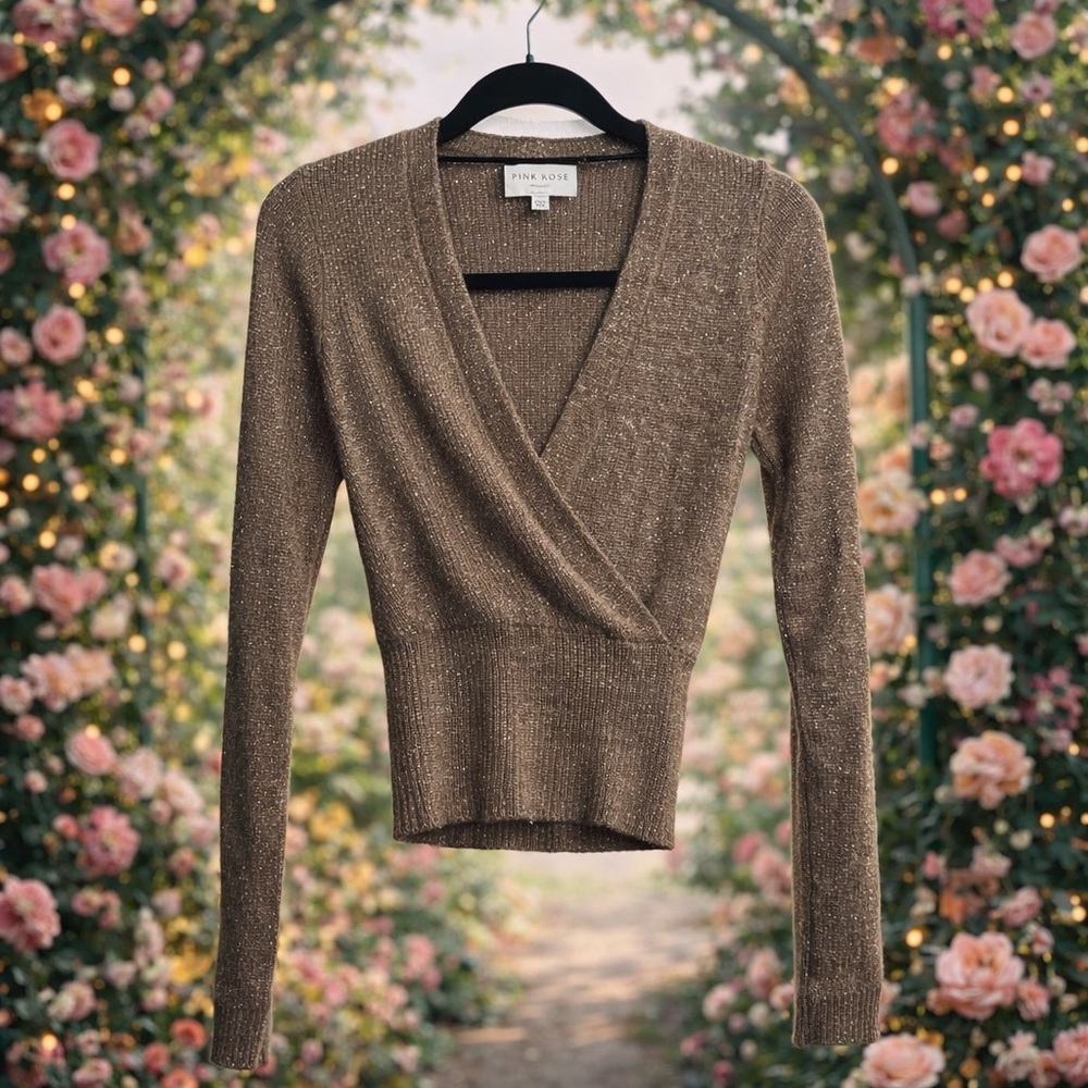 Pink Rose Champagne Metallic Womens Shimmering Brown V-Neck Ribbed Sweater Sz MD